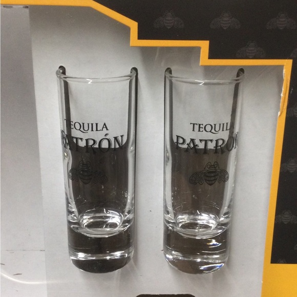 New Patron Tequila Gift Box - Picture 2 of 3